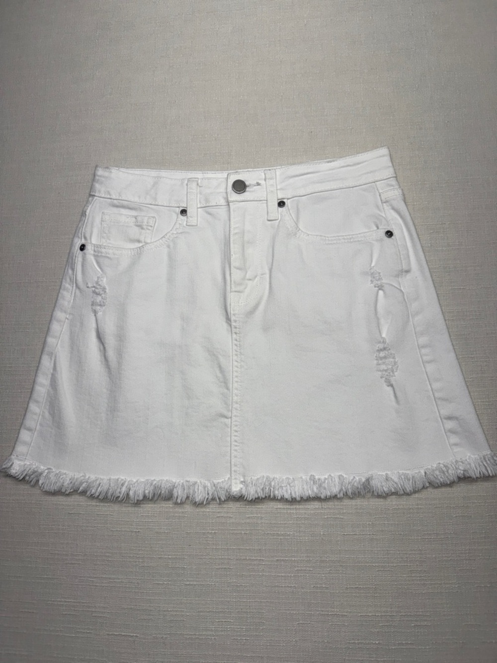 White Frayed Hem Denim Skirt